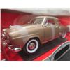 Image 3 : Road Signature 1:18 Scale 1950 Studebaker Die-Cast Model