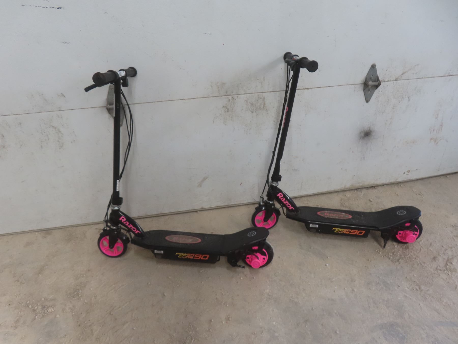 Two Razor Sunstar Two Razor Power Core 90 Scooters (No Chargers) - McSherry Auction ...