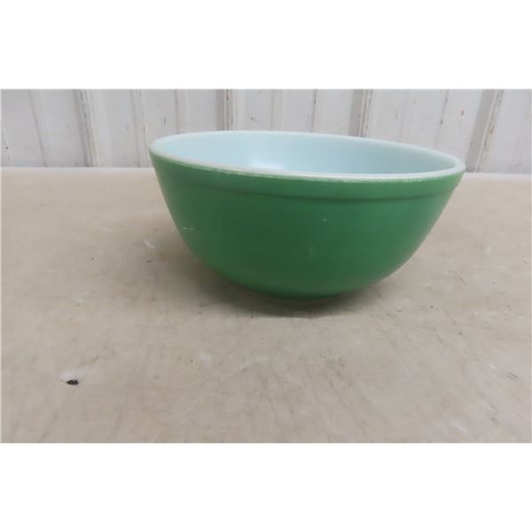 1940s Pyrex Green Mixing Bowl