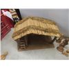 Image 7 : Christmas Wreath and Manger Set with Figures and More