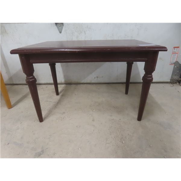 Coffee Table (19" × 30" × 20")