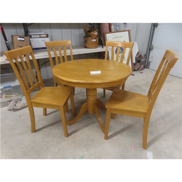 Oak Pedestal Table with Four Chairs (36" Across)