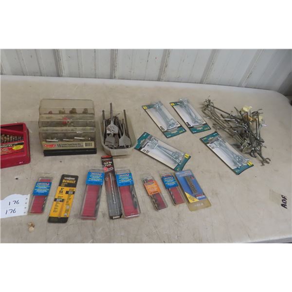 Drill Bits, Router Bits, Peg Board Hooks, and Pail Tool Organizer