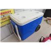 Image 3 : Coleman Rolling Picnic Cooler and Folding Chair 10" x 20" x 14"