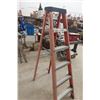 Image 3 : Fiberglass/Aluminum 6' Stepladder