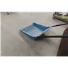 Image 3 : Large Snow Scoop Shovel