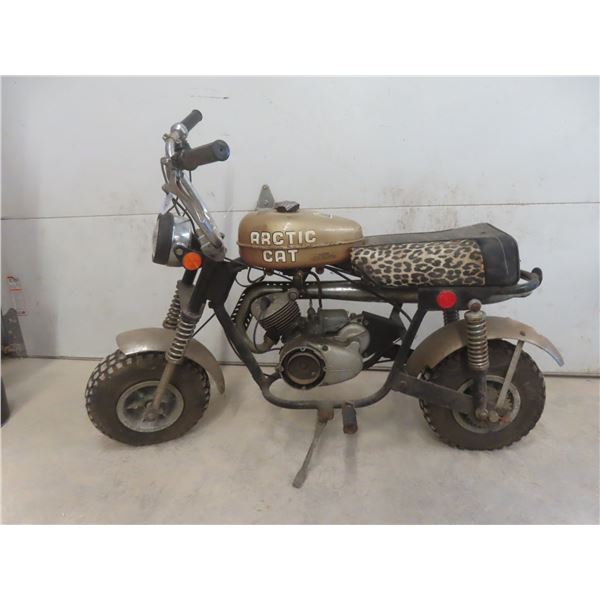 1971 Arctic Cat Prowler Mini Bike Model #2325-001 with Cheetah Print Seat (SN #152393) – Handlebar