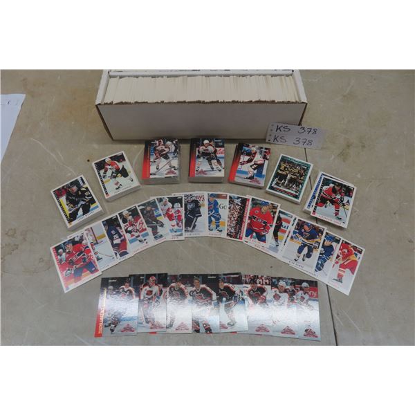 Score Hockey Card Collection (Approx. 1,000 Cards)