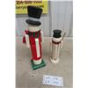 Image 4 : Pair of Vintage Hand-Painted Wooden Snowman Nutcrackers in Two Sizes.