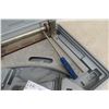 Image 3 : Roberts 12" Tile Cutter in Fitted Case