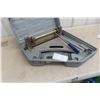 Image 4 : Roberts 12" Tile Cutter in Fitted Case