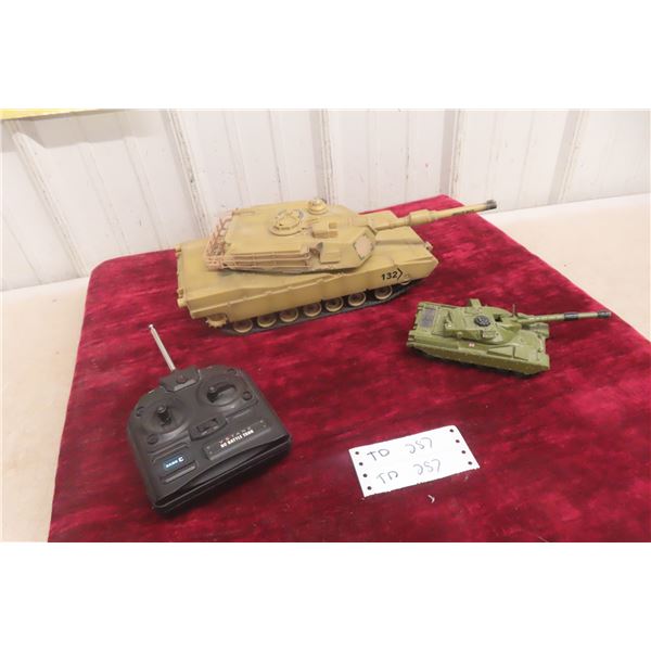 Hobby Grade R/C Tank (Turret Doesn't Always Turn, All Other Functions Work) and Dirty Tank with