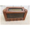 Image 1 : Antique Stromberg-Carlson Wooden Cabinet Radio – Powers Up and Working