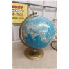 Image 7 : Vintage Working Standard Appliance Co. Heater and World Globe