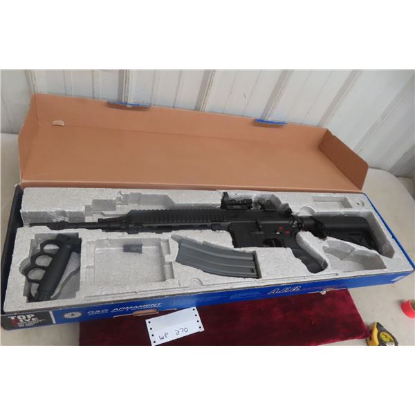 A.E.G. Automatic Electric Air Soft Gun Model TR4-18 with Box