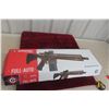 Image 1 : Crosman Air Powered Full-Auto BB Rifle Model R1 with Red Dot Sight and Box