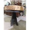 Image 9 : Beautiful Carved Wood Table 26x29x27