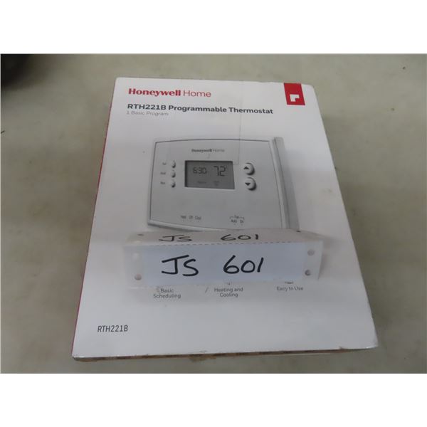 Honeywell Home RTH221B Programmable Thermostat - New or Store Return
