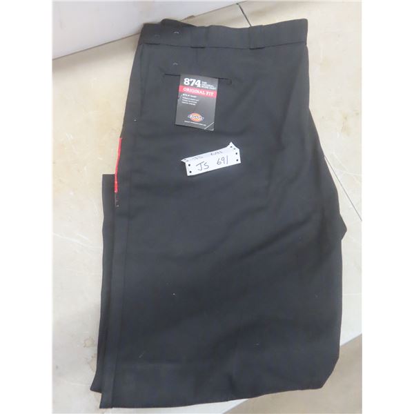 New Dickies Work Pants, Size 56 x 30