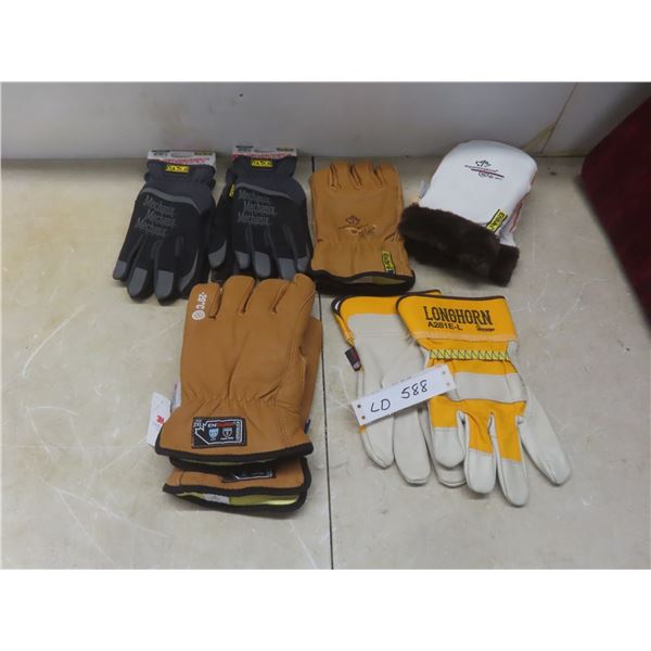 Six Pairs of New Work Gloves and Mitts, Sizes Large to 2XL