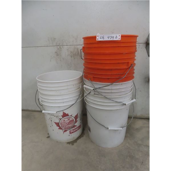 Six 5-Gallon Plastic Pails