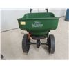 Image 5 : Scotts Turf Builder Seeder
