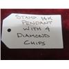 Image 5 : Stamped 14K Pendant With 4 Diamond Chips