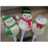 Image 3 : Christmas Decorations Including 3 Outdoor Snowman, Tree-Top Star, Lights, and White Chandelier With