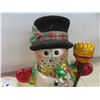 Image 7 : Christmas Decorations Including 3 Outdoor Snowman, Tree-Top Star, Lights, and White Chandelier With
