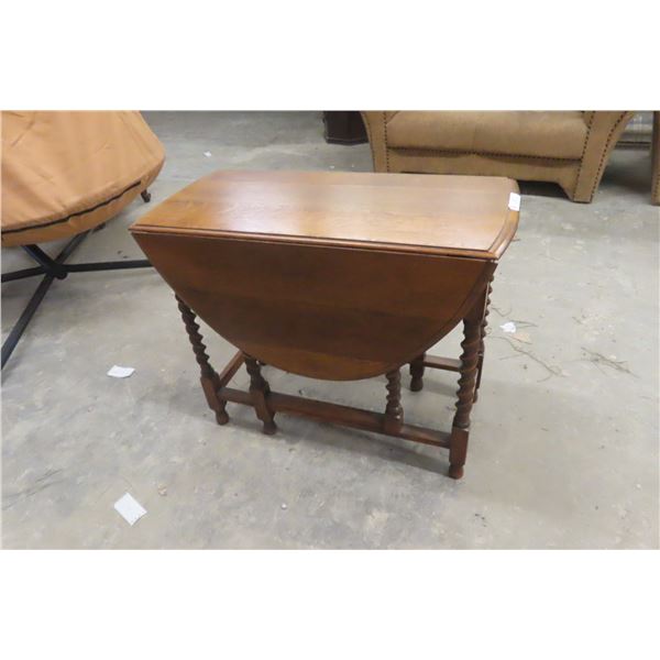 Oak Barley Twist Side-Leg Table, Extending to 28" x 30" x 48"