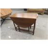 Image 1 : Oak Barley Twist Side-Leg Table, Extending to 28" x 30" x 48"
