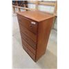 Image 2 : Maple Five-Drawer Dresser (44" x 26.5" x 16.5")