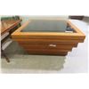 Image 1 : Oak Coffee Table/Display Case Combo (16" x 35" x 33")