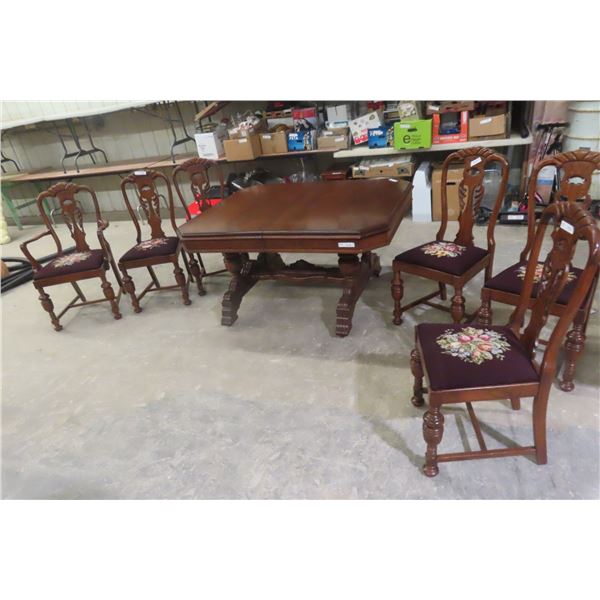 Walnut Antique Dining Room Table with Six Chairs