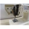 Image 3 : Kenmore Sewing Machine, Missing Needle