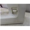 Image 9 : Kenmore Sewing Machine, Missing Needle