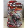 Image 5 : Five Transformers Figures: Generations and Reveal the Shield