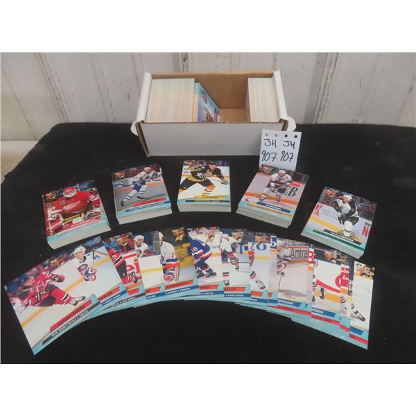 Four Hundred Fifty 1992–93 Fleer Ultra Series 1 & 2 Hockey Cards Set