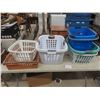 Image 1 : Six Plastic Baskets