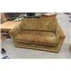 Image 7 : Couch (79") and Love Seat (54")