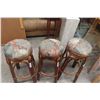 Image 5 : Three Wicker Stools