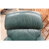 Image 4 : La-Z-Boy Recliner Chair, Leather/Leather-Style