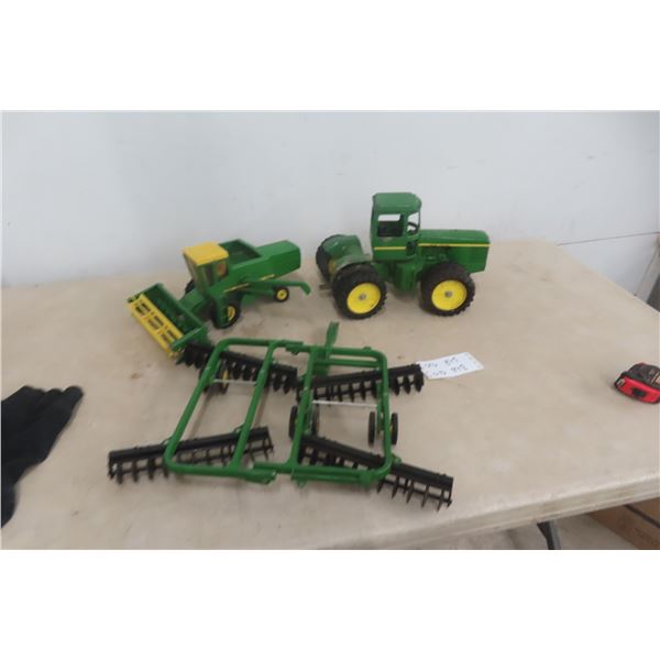 John Deere WD Tractor, John Deere 6600 Combine, and John Deere Tandem Disc