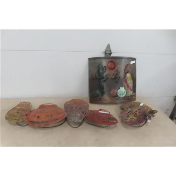 3 x Arizona Style Metal Art Display