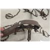 Image 5 : 4 x Traps and Old Wrenches