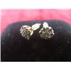 Image 1 : 14k Gold and Diamond Earrings, 0.7 g
