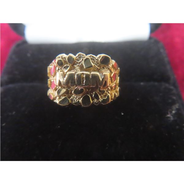 10k Gold Nugget-Style “Mom” Ring, Size 8, 3.1 g