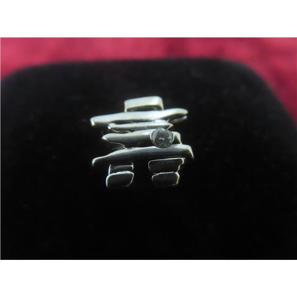 10k White Gold and Diamond Inukshuk Pendant, 1.1 g