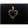 Image 4 : 10k Gold and Diamond Heart Pendant, 0.8 g