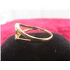 Image 4 : 10k Gold and CZ Chanel-Style Ring, Size 12, 2.4 g